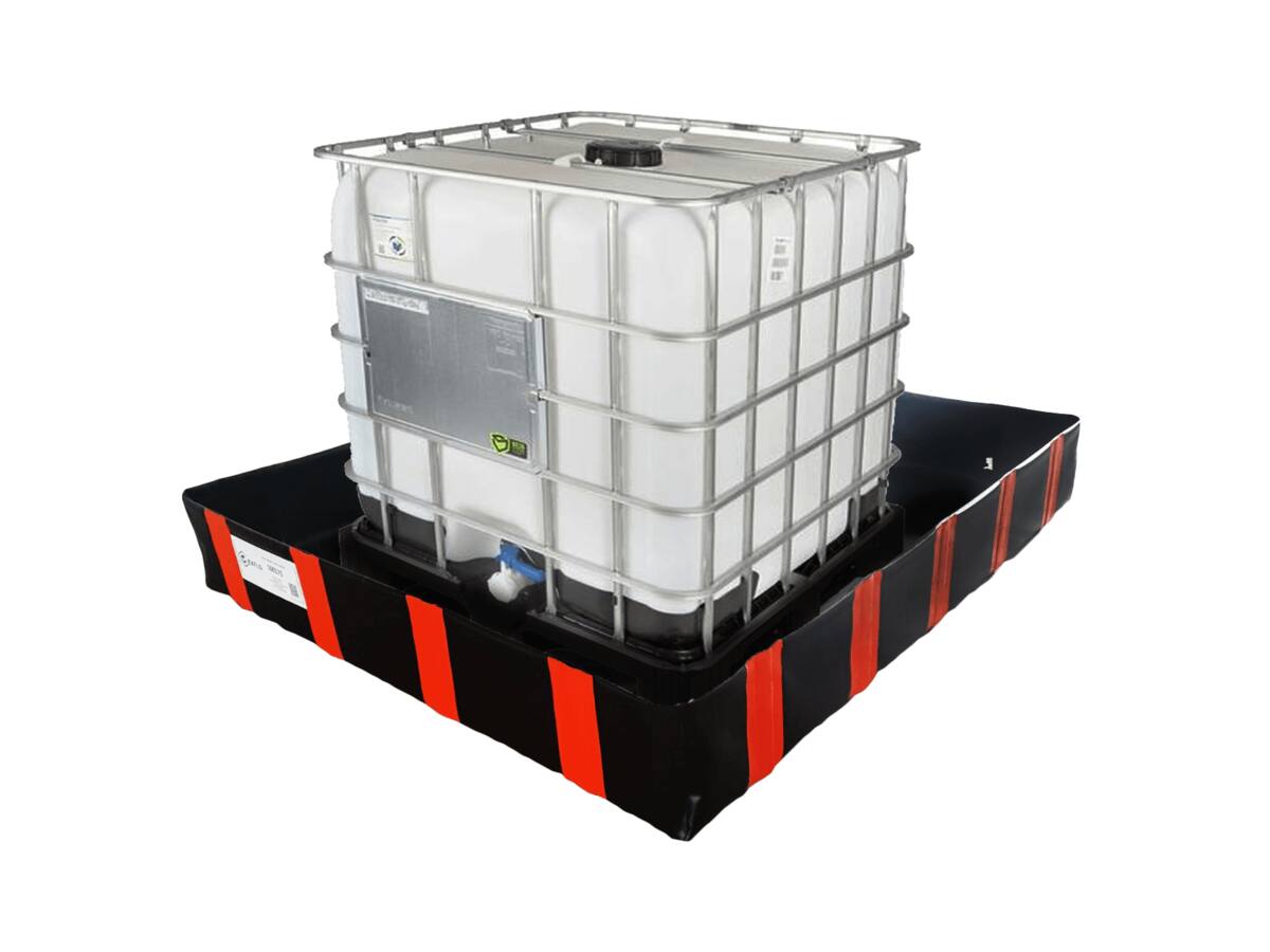 Flexible spill tray with one IBC