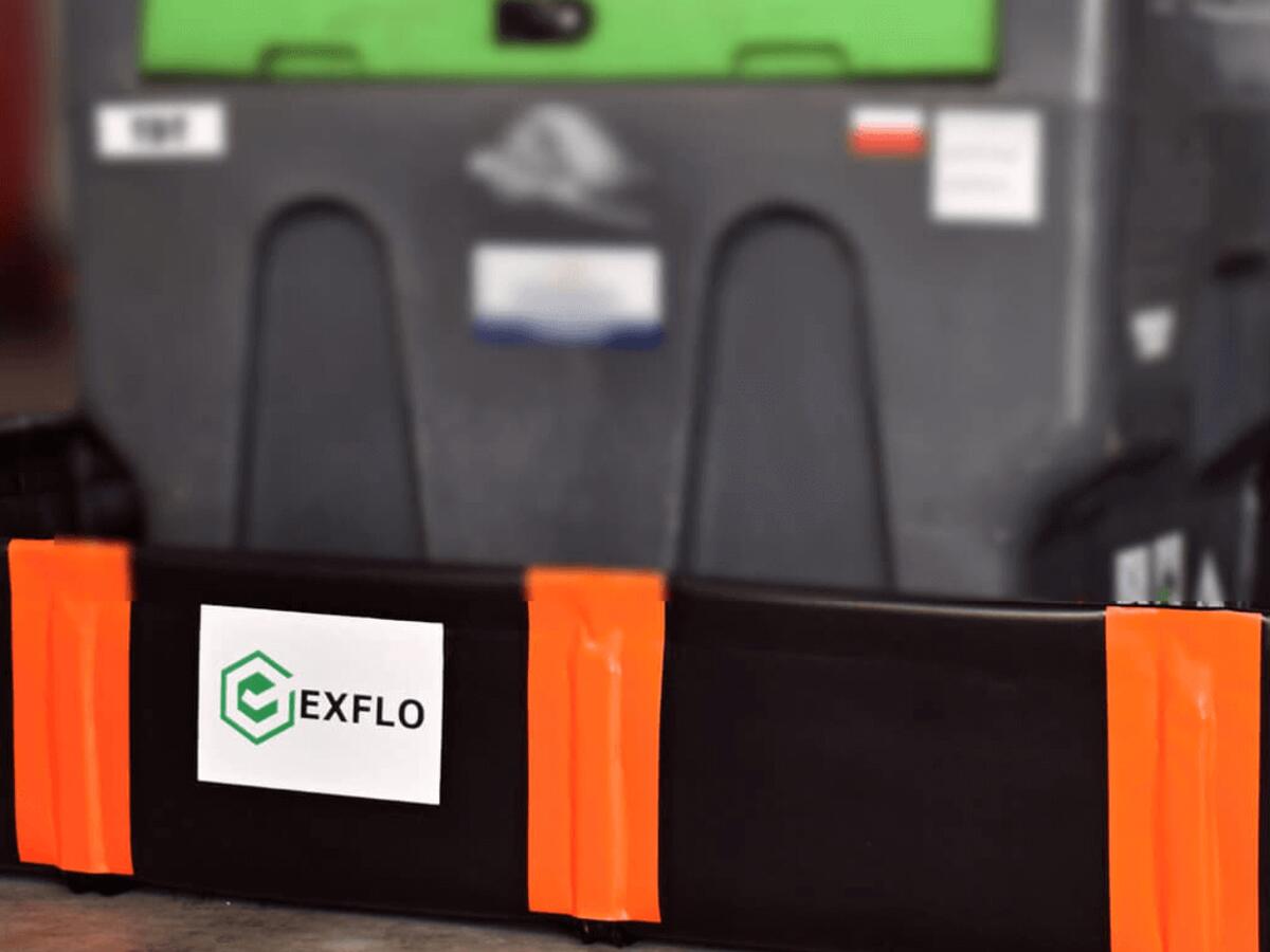 Flexible spill tray, also available custom-made