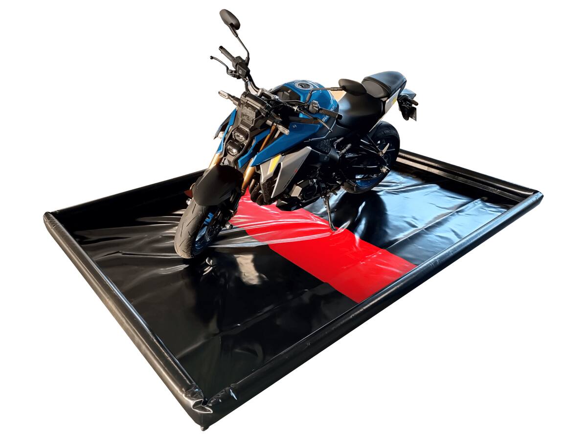Wash mat for motorcycles